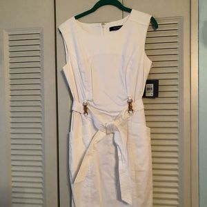 Ellen Tracy White Sleeveless Sheath Dress with Belt